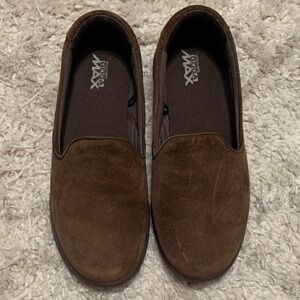 Skechers Goga Max GoStep Lite Brown Slip On Shoe